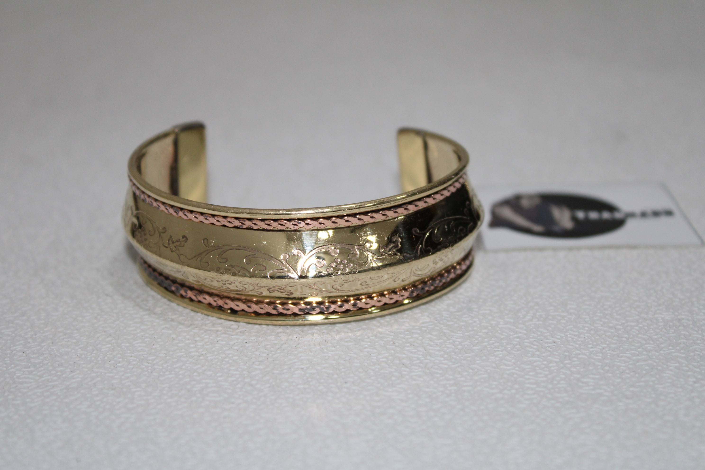 ทองเหลืองและทองแดงธรรมชาติ