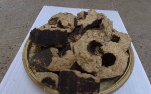 2020 Offre Spéciale de haute qualité riz balle briquette charbon de bois longue combustion écologique échantillon gratuit du Viet Nam - Product Image 2