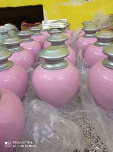 Urna de cremación de latón del fabricante Brassworld India para suministros funerarios para adultos - Product Image 6