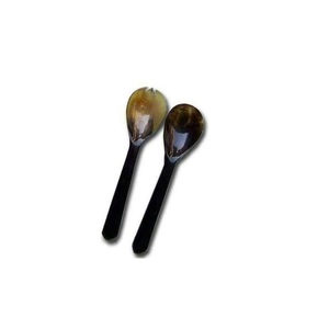Cucharas de cuerno de búfalo para uso doméstico en la cocina y personalizadas hechas a mano para cuchara de cuerno de búfalo a la venta - Product Image 1