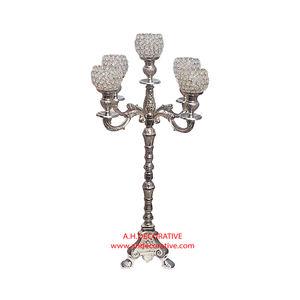 Candelabro plateado de aluminio con votivos de vidrio para decoración de sala de estar, centro de mesa de boda, candelabros hechos a mano - Product Image 3