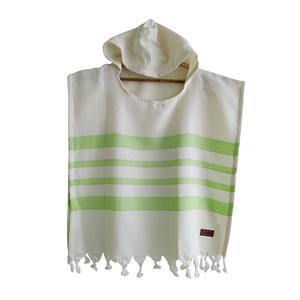Poncho turco con capucha para niños, toalla de playa, piscina, todos los tamaños, verde claro, con capucha, colección de Poncho - Product Image 1