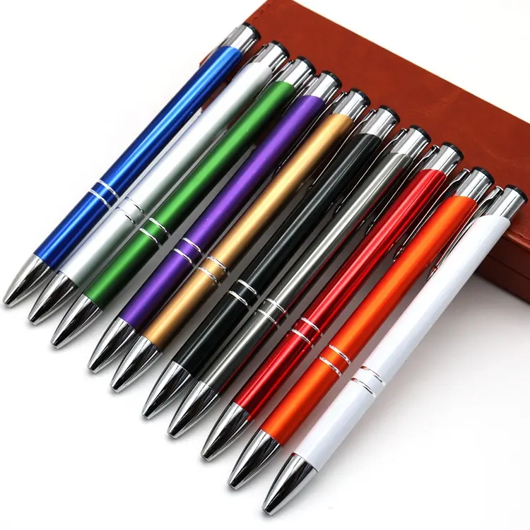 Q-c22 Promotionnel de Luxe de marque logo personnalisé conception de club stylo à bille rétractable en aluminium de cadeau de stylo à bille en métal