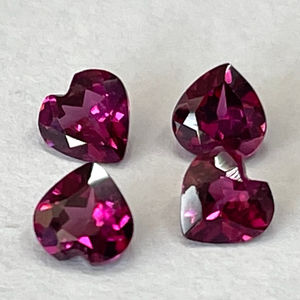 โรโดไลท์การ์เน็ตหัวใจสีชมพูธรรมชาติตัด4มม. ถึง8มม. เหลี่ยมเพชรพลอย-ชมพูโรโดไลท์การ์เน็ตหัวใจตัด - Product Image 1