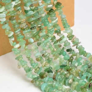 Natural de Chrysoprase de piedra en bruto sin cortar Chips de piedras preciosas cuentas de fabricante de la India - Product Image 2