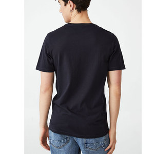 Vente en gros OEM 200g de haute qualité logo personnalisé t-shirt en coton conception propre t-shirt surdimensionné t-shirt personnalisé unisexe - Product Image 2