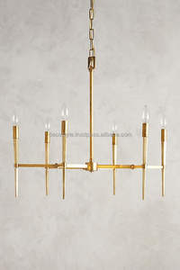 Antiguo candelabro de latón - Product Image 6