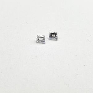 เพชรสังเคราะห์0.40ถึง0.49กะรัตสีขาว SI ความบริสุทธิ์หลวมแฟนซีรูปร่างสี่เหลี่ยมคางหมูตัดเพชรผสมจำนวนมาก - Product Image 1