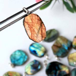 Labradorite Coeur Pendentif Photo Collier Naturel Bleu Pierres Précieuses Lâches avec Cristal Fil à Broder Accessoire de Fabrication de Bijoux - Product Image 6