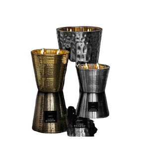 Récipient à bougies de couleur or avec un design simple idéal pour la décoration intérieure, les cadeaux, les événements et l'éclairage extérieur avec des lampes à pot de cire - Product Image 6