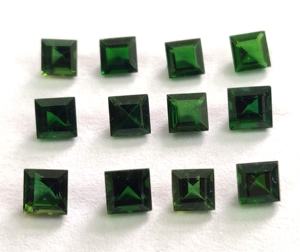 Tourmaline verte chromée naturelle à facettes carrées de 2 mm à 3mm qualité supérieure-coupe carrée en tourmaline verte chromée en vrac - Product Image 2