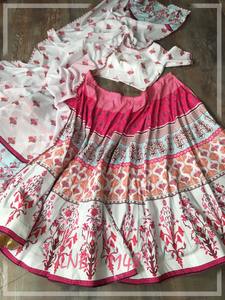 Designer indien exclusif Lehenga Choli avec chemisier fête porter mariage dernier style Bollywood lehenga choli avec dupatta - Product Image 3