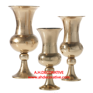 Traditional Aluminium Gold Antique Urn <b>Vase</b> for Home Decoration Antique Design Metal Decorative Wedding <b>Vase</b> - Product Image 4