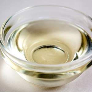 Aceite portador de emú para iluminar la piel Aceite esencial derivado de semillas en forma líquida - Product Image 1