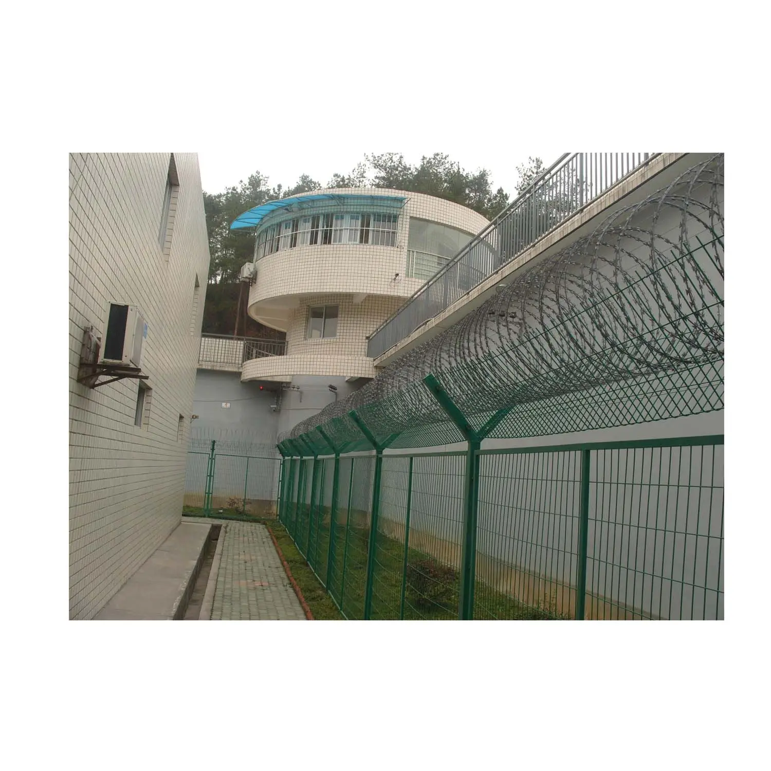 Sicherheits system Zaun Draht verzinkt Gefängnis Zaun Typ Metallrahmen Material beschichtet Pulver nach Maß