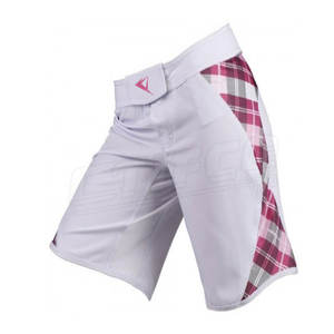 Pantalones Cortos de Entrenamiento de MMA Personalizados, Elásticos, Transpirables, Ligeros, de Secado Rápido, Hechos en Pakistán - Product Image 4