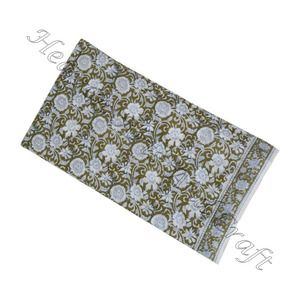 Tissus en coton Bloc à main indien Imprimé Coton 5 Yard Running Tissu de base léger à vendre Designer Sanganeri Running - Product Image 1