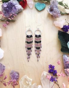   Pendientes Largos Bohemios Hechos a Mano, Pendientes Largos con Cuentas - Product Image 1