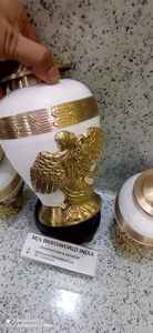 DOMETOP 10 pulgadas Eagle Design Brassworld India's Premium 10 pulgadas CREMATION URN Suministros funerarios - Product Image 4