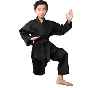 Siyah çocuklar Karate üniforma kemer dövüş sanatları giyim % 100 pamuk kostüm Unisex OEM özelleştirilmiş stil setleri spor kumaş