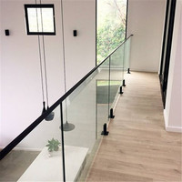 Prix des escaliers avec garde-corps en verre avec embout noir et main courante noire