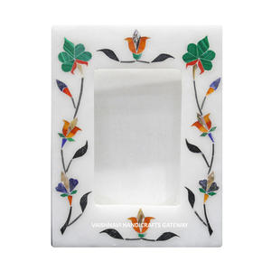 Marco de Fotos de Mármol Pulido Hecho a Mano con Incrustaciones de Piedra Malaquita en Estilo Antiguo para Decoración del Hogar o Regalos de Fiesta - Product Image 1