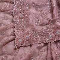 NOUVEAU SAREE TENDANCE À PAILLETTES ET BRODERIES, TENUE UNIQUE EN ORGANZA AVEC BLAISE RICHEMENT TRAVAILLÉE, CREATION M