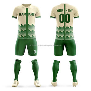 Ensemble de maillots de football pour enfants, designs personnalisés en gros, vêtements de sport d'équipe originaux, maillot de football pour adultes, vêtements de football d'équipe - Product Image 4