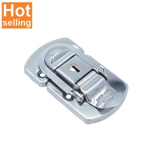 กลอนล็อคตู้ ODM รุ่น HC220 พร้อมบานพับโลหะสังกะสีขัดเงา อุปกรณ์ล็อคแบบพกพาขายดี - Product Image 1