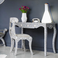 Chaise de salle à manger Shiva de luxe, moderne, faite à la main, avec incrustations en os de chameau, design personnalisable pour la maison et l'hôtellerie