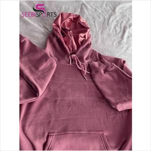 Bonita Sudadera con capucha extragrande con forro de satén de color para mujer Sudaderas con capucha de talla grande de alta calidad para la temporada de invierno disponible en 6XL - Product Image 1