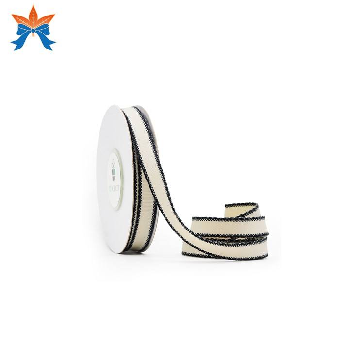 สีงาช้าง