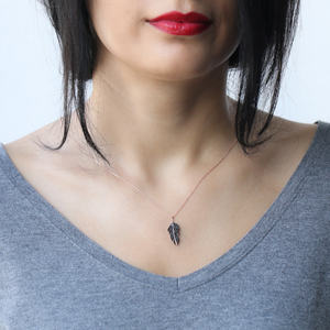 Pendentif minimaliste en forme de feuille en Zircon noir, vente en gros, fait à la main, bijoux en argent Sterling 925 - Product Image 2