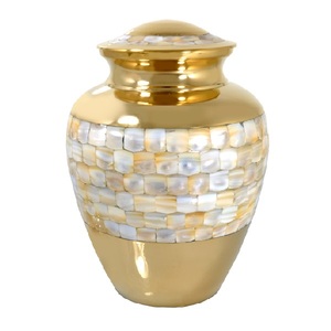 Vente chaude de style européen moderne gravé urne en métal avec couvercle - Product Image 2