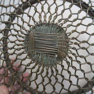 Ensemble de 3 paniers à nourriture en fil métallique de tailles personnalisées, design en maille avec finition en poudre noire, parfait pour le rangement décoratif des ustensiles de cuisine - Product Image 6