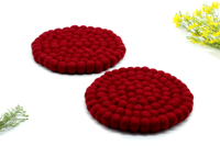 Sous-plat rond en feutre fait main, écologique, décoration d'intérieur, cadeau du Népal - KritiCraft Rouge, lavable et durable