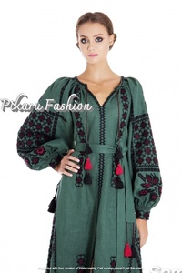 Robe de soirée florale à manches longues pour femmes avec broderie accrocheuse vêtements de mode ukrainienne dernière conception - Product Image 3