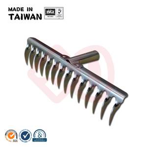 garden rake 22 teeth <b>plastic</b> hand leaf rake - Product Image 3