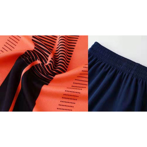 Faible QUANTITÉ MINIMALE DE COMMANDE Kit de Football Personnalisé Sublimation de Football Uniforme fait de Haute Qualité Polyester Tissu - Product Image 5