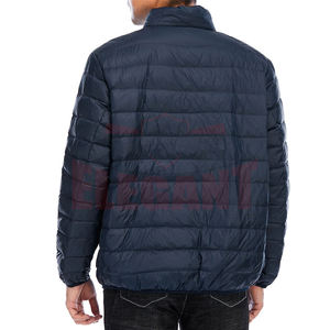 Chaqueta acolchada para hombre con logo personalizado, chaqueta de burbujas de moda al por mayor, chaqueta bomber cálida de plumón para hombre, chaqueta acolchada de invierno para hombre - Product Image 4