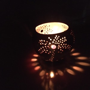 Coconut <b>Tealight</b> <b>Holder</b> Supplier 100% Handmade Coconut Tea Light <b>Holder</b>, Vietnam Home Decoration Silver Customized Logo Natural - Product Image 2