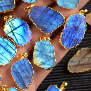 Machine de galvanoplastie pour pendentif en métal, druse mélange de labradorite, pendentif tranche en agate creuse, colliers en pierre - Product Image 1