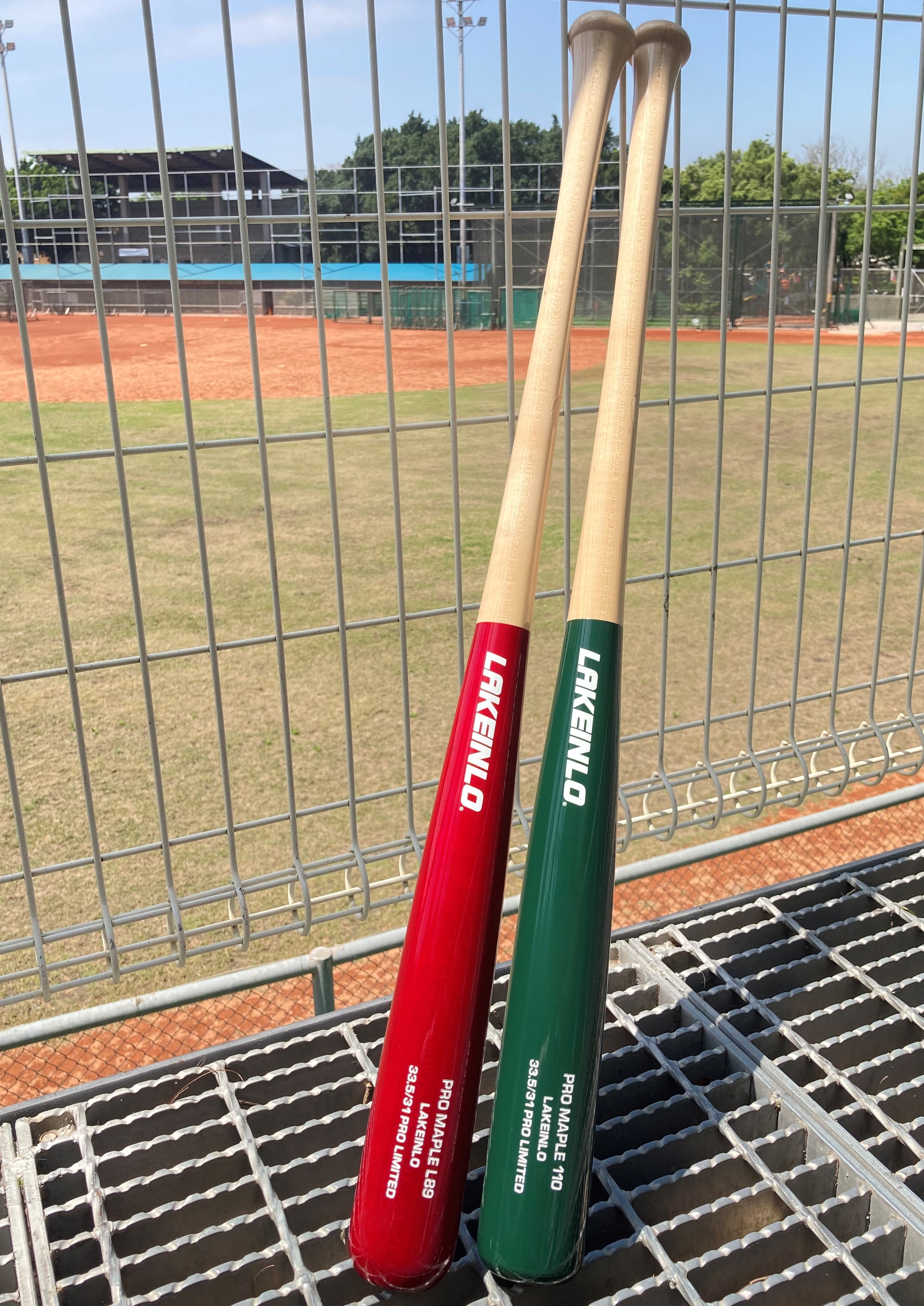 Louisville Slugger Véritable Série 3 Bâton de Baseball I13 en Érable, 34 Pouces / 31 oz, Noir/naturel