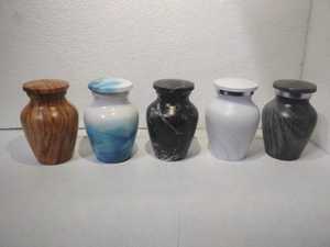 Custom Handmade Latest Finished Metal <b>Keepsake</b> Urn Set of 4 in Bulk Hot Selling Most Cheapest Mini Metal <b>Keepsake</b> Urns <b>for</b> <b>Ashes</b> - Product Image 6