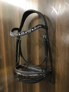 Vente en gros de bride d'équitation anatomique durable avec logo personnalisable pour chevaux en cuir équestre - Product Image 3