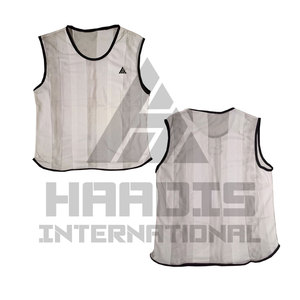 Vêtements de football pour jeunes de haute qualité uniformes de football pour l'équipe à séchage rapide gilet uniforme de football en maille personnalisé gilet de football - Product Image 3