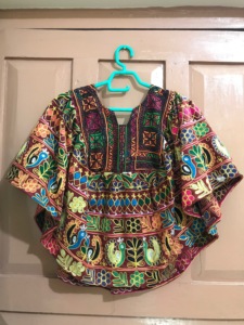 Poncho Bohemio Vintage Bordado a Mano Floral Algodón y Lino Transpirable Tamaño Libre Media Manga para Primavera - Product Image 3