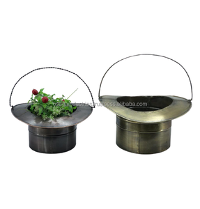 LOT DE 2 HAUTE QUALITÉ FER JARDINIÈRE EN MÉTAL AVEC POIGNÉE CONCEPTION NOUVELLE ARRIVÉE MEILLEUR VENTE PLANTEUR JARDIN USAGE DOMESTIQUE - Product Image 1