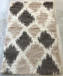 Tapis marocain noué à la main en laine naturelle 100% écologique dans des couleurs non teintes pour un bureau à domicile élégant pour le salon et l'hôtel - Product Image 3
