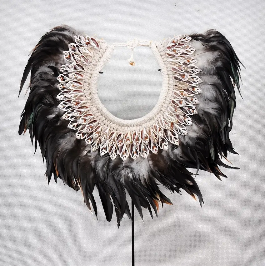 Collier hawaïen avec coquillage sur pied, bijoux d'art, Design intérieur, plume Boho Bali, décoration de maison, Art de dubaï, nouvelle collection